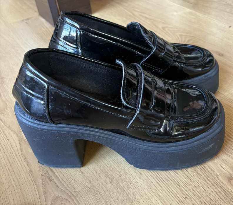 Обувки почти ново, леки и удобни 37номер