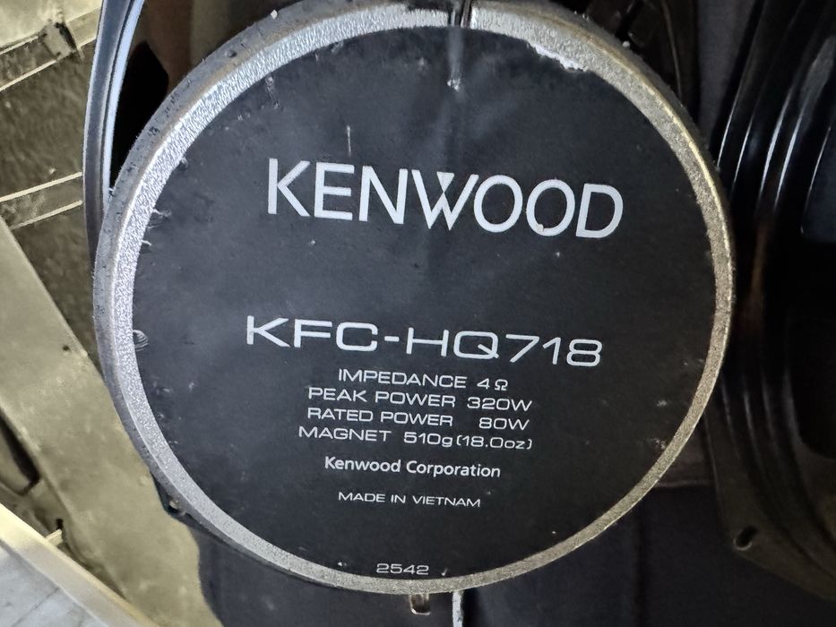 Продам динамики авал kenwood 718