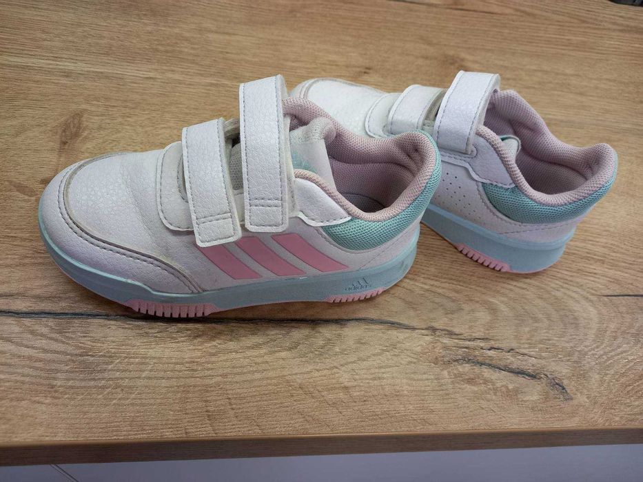 Детски обувки  Адидас