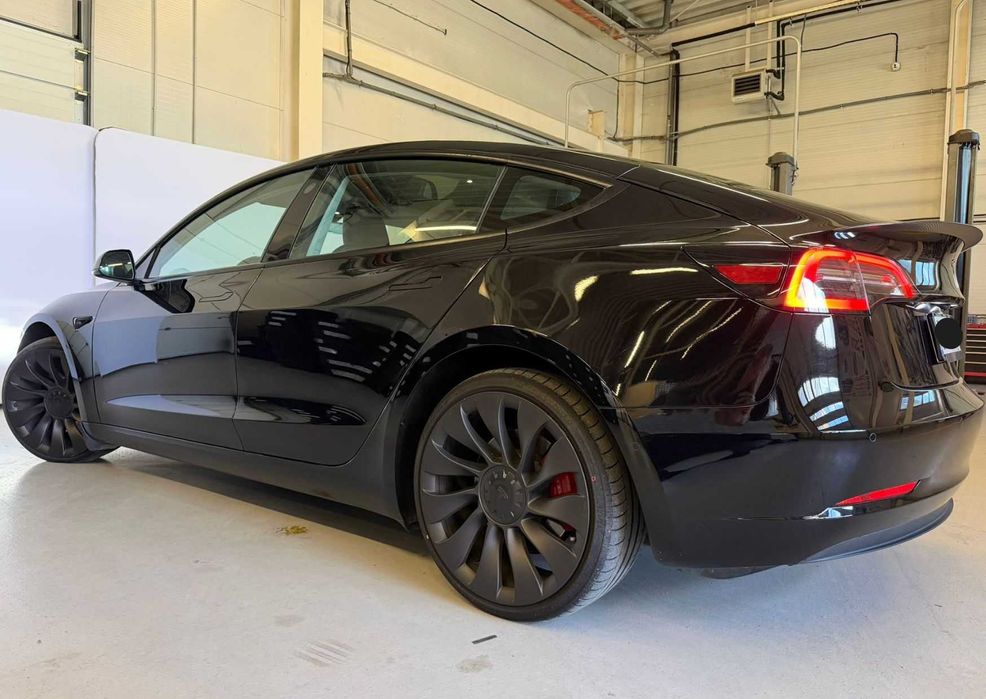 Vand Tesla Model 3 Performance – Garantie