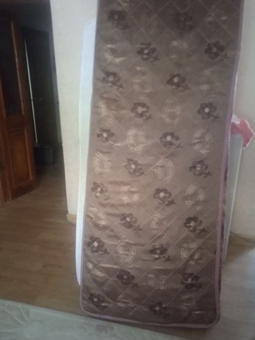 Продаю матрасы бу