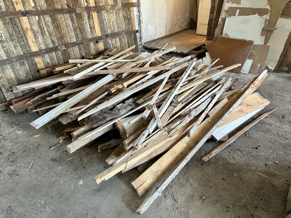 Деревянные полы на дрова, самовывоз, бесплатно.