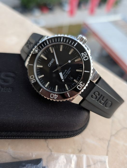 Oris Aquis 43.5 отличен + нова гумена каишка, профилактиран часовник