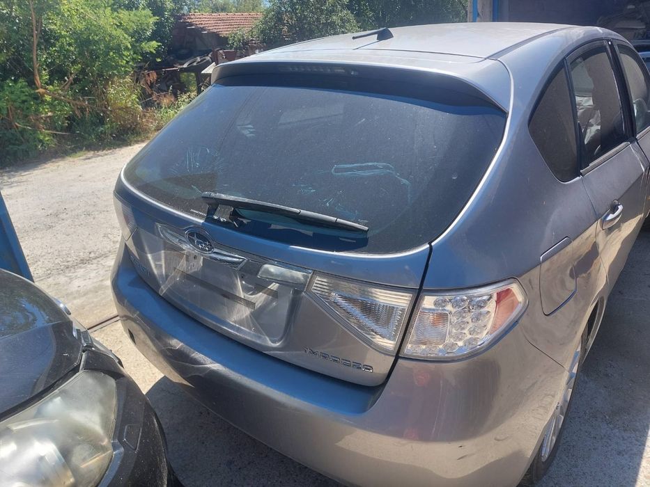 Продавам на части Субару импреса 2010година