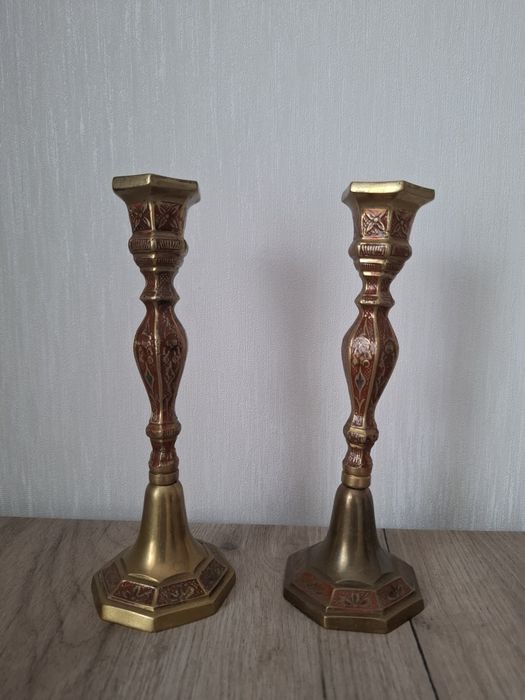 продам медный парный подсвечник