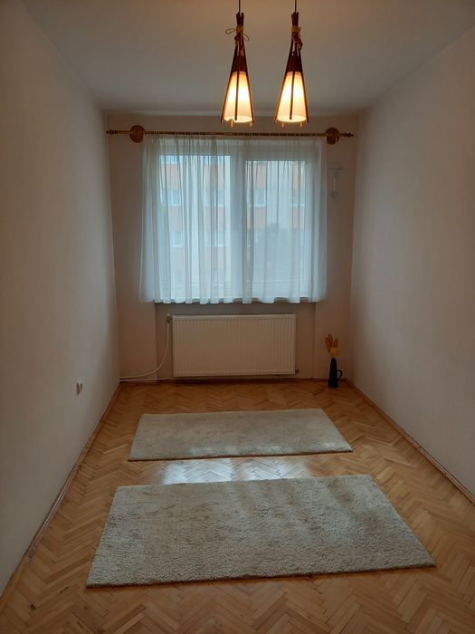 Apartament 3  camere de  vanzare