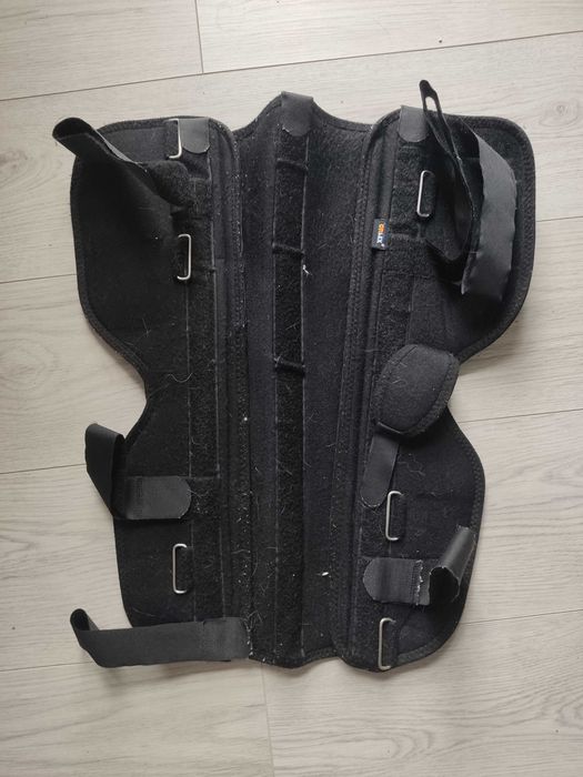 Иммобилайзер для коленного сустава