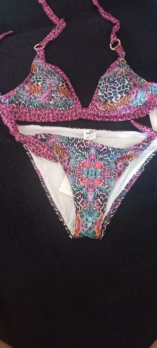 Нов комплект дамски бански от Seven seconds