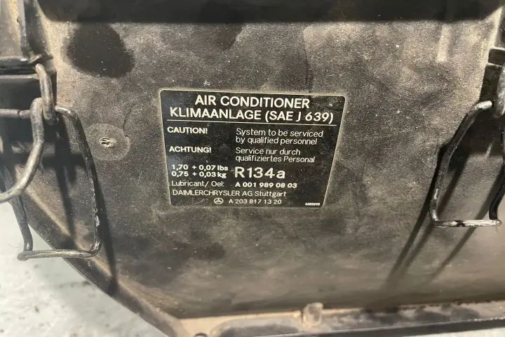 Filtru aer Mercedes-Benz C-Class 2002