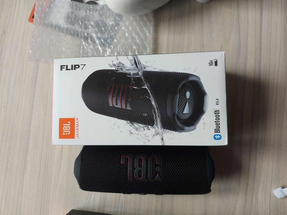 Vând Boxa jbl flip 7
