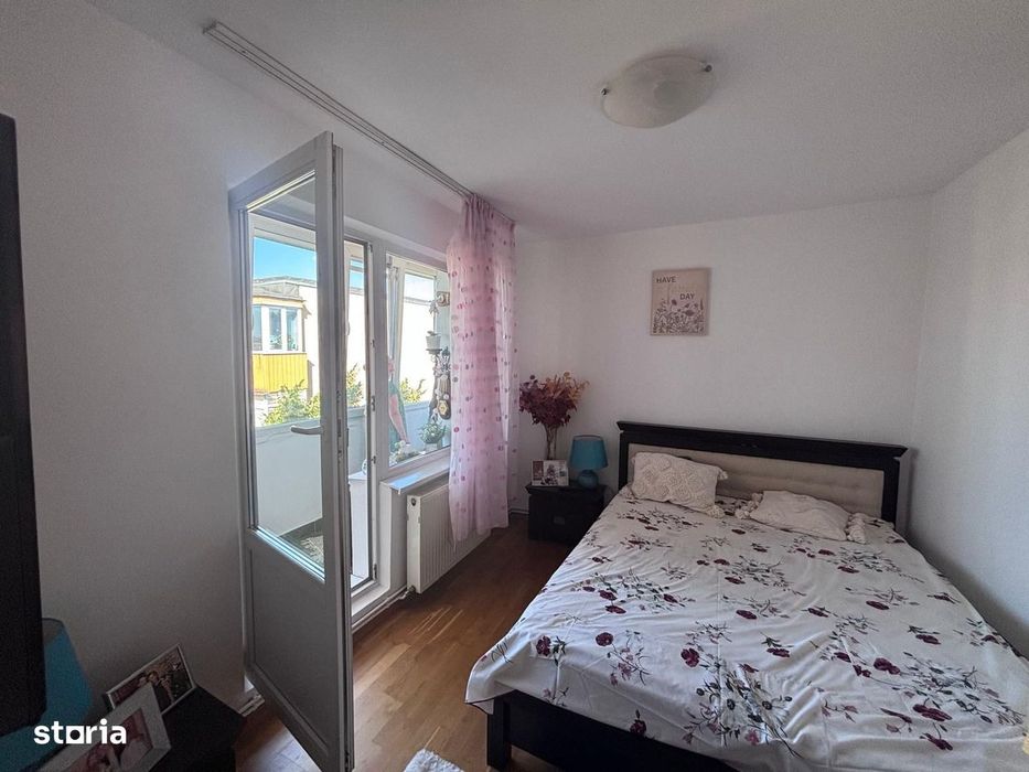 Dambu Pietros - Vanzare apartament 3 camere - Str. Magurei