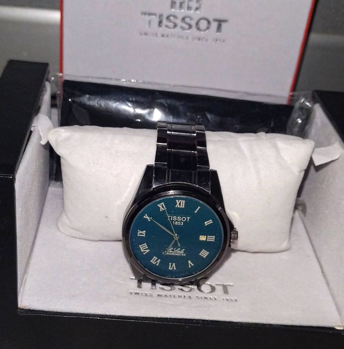 Часы      Tissot