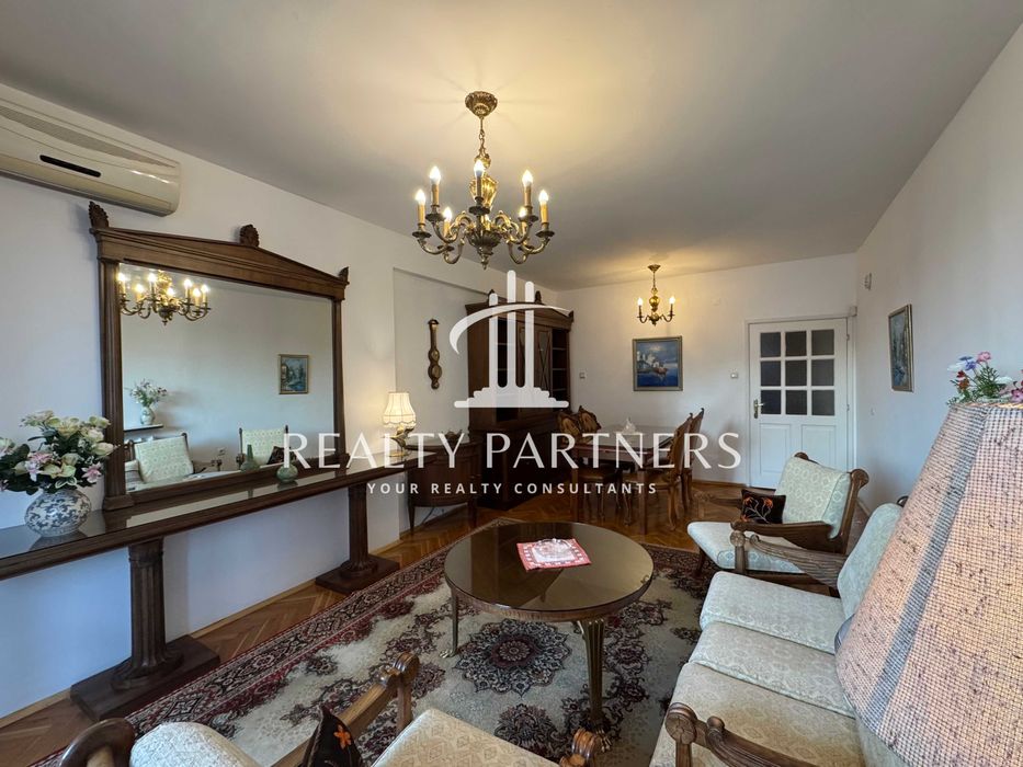 Дава се под наем Тристаен апартамент в Перник, Изток - 98 кв.м за 747.66 € - Снимка #1