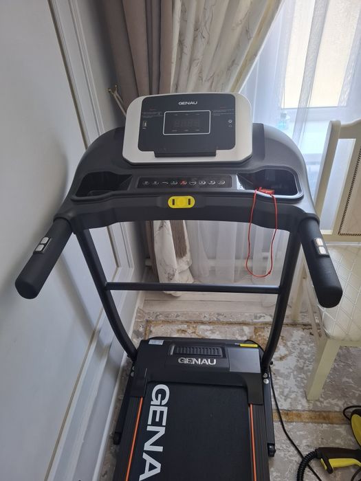 Беговая дорожка Genau