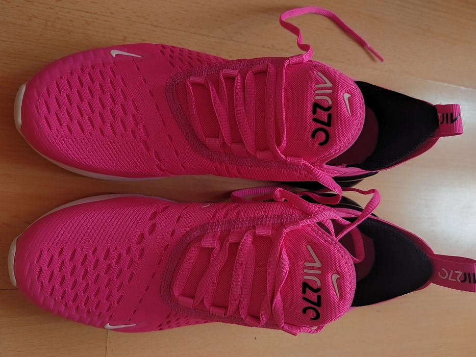 Нови Маратонки nike air Max 270  розови 38н.