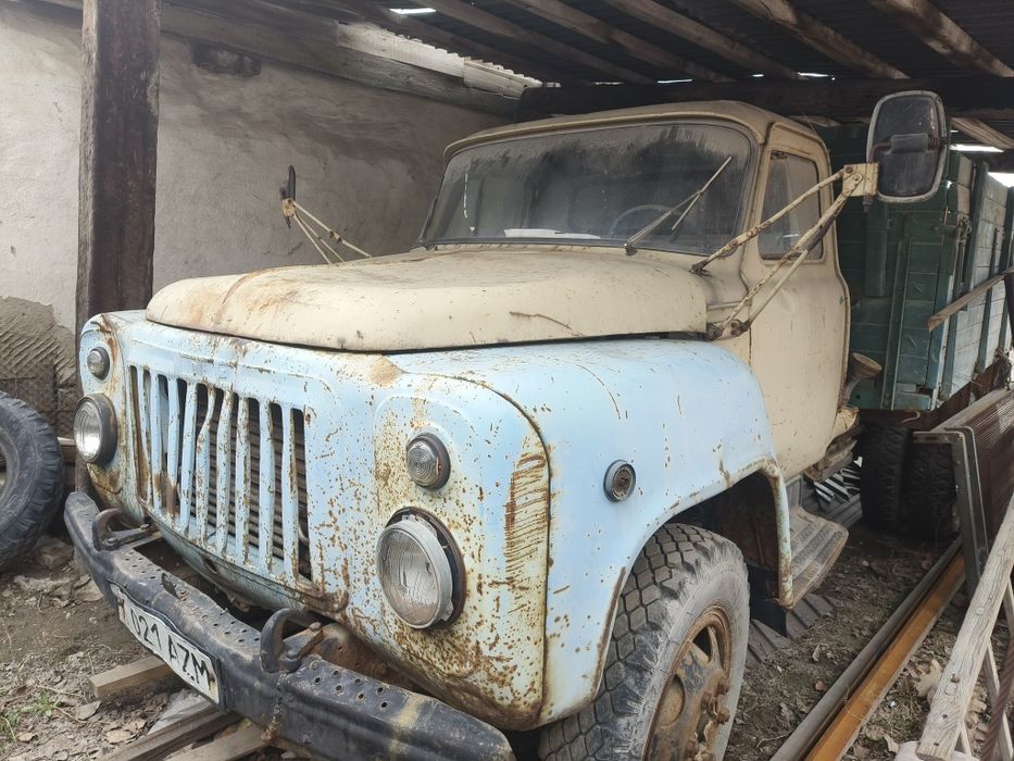 Продам грузовой автомобиль ГАЗ-52 (не самосвал) торг есть