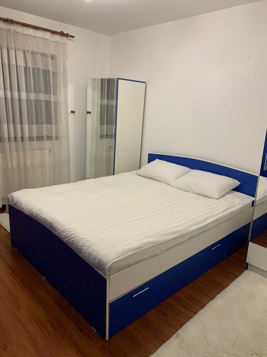 Proprietar, închiriez apartament 3 camere, zona Nord