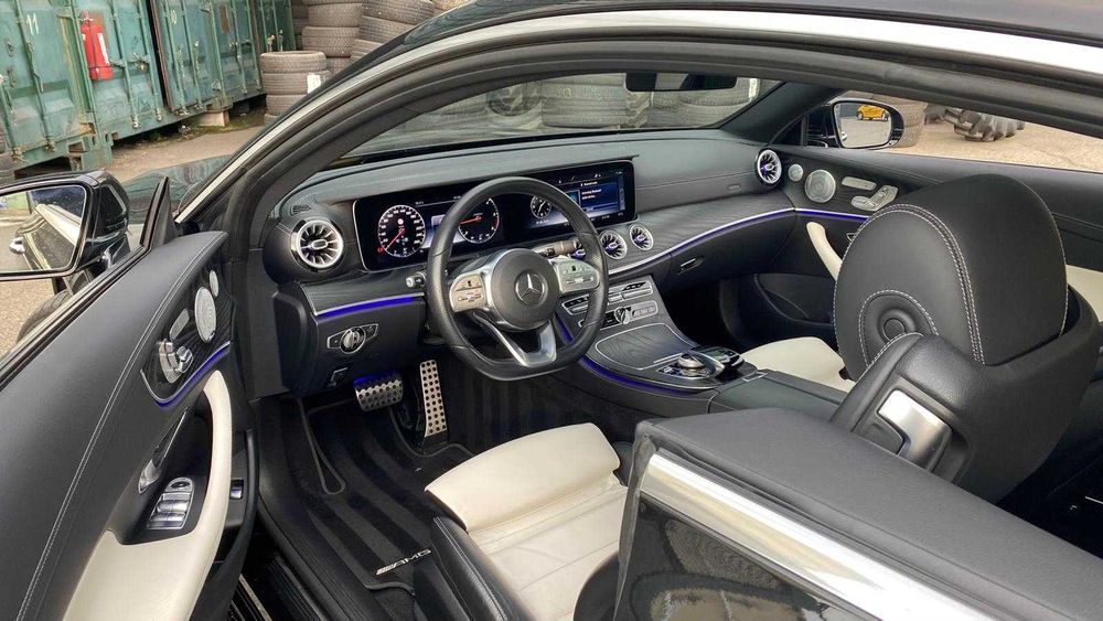 Mercedes-Benz E Coupe 220d