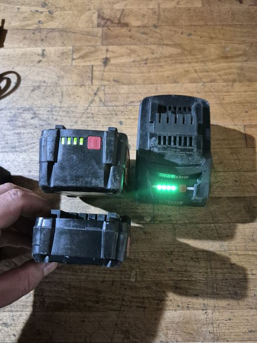 Acumulator baterie incarcator METABO DE 5 si 5,5ah