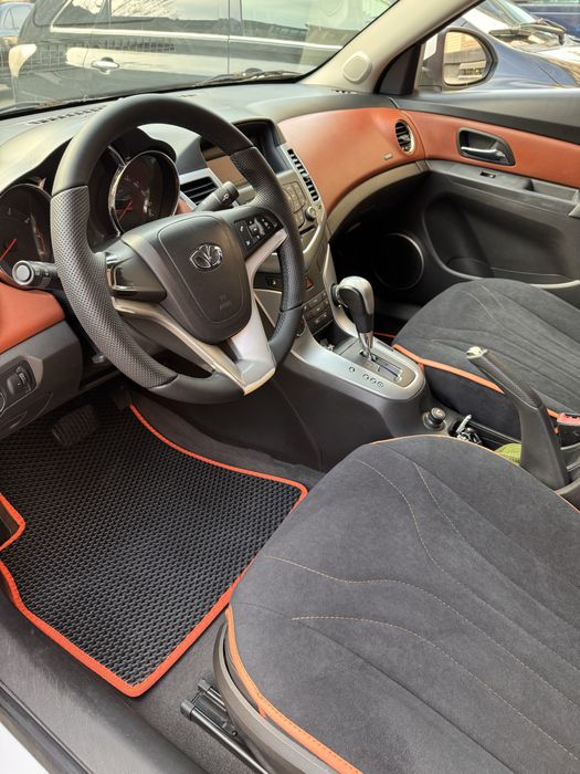 Lasetti Cruze Cdx 6 Позиция фулл 120000 Км Один владелец