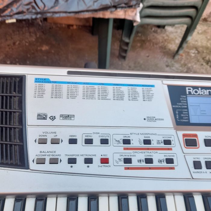 Orga Roland 25 de vanzare.