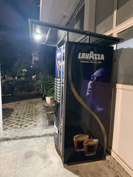 Продавам Вендинг машини Lavazza