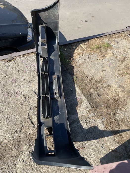 Бампер передний оригинал Тойота Марк2 (90)