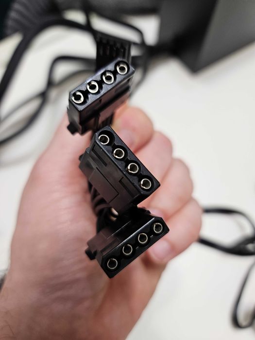 PSU Sursa premium Seasonic 550W 80+ Bronze