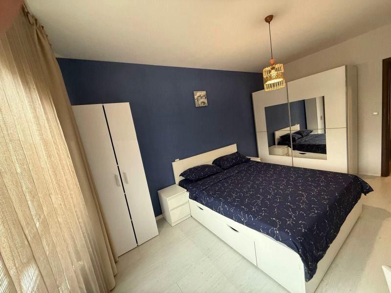 Двустаен апартамент в ж.к. Павлово.