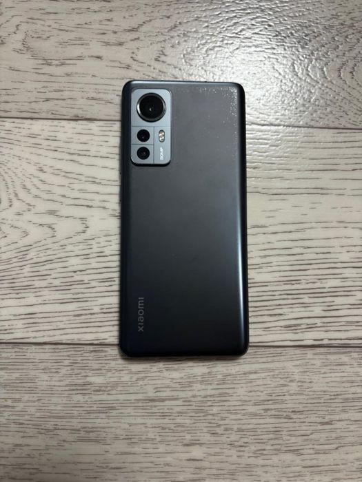 Продам Xiaomi 12
