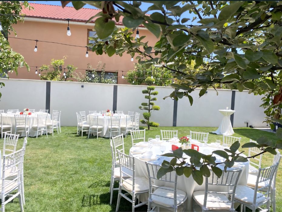 Inchiriere cort evenimente , scaune , mese