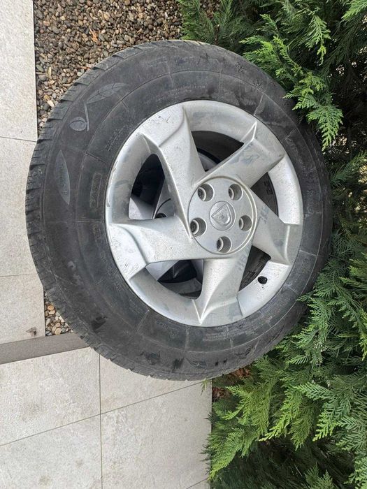 Jante aliaj originale- Dacia Duster- echilibrate, gata de montaj.