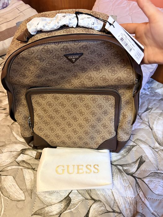 Голяма раница Guess