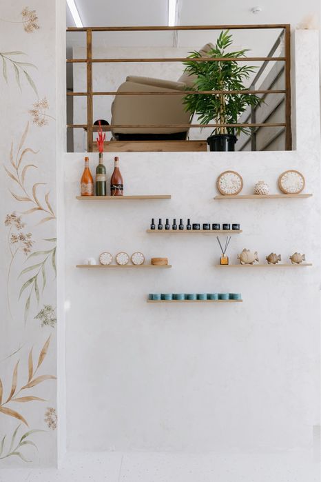 Маникюрный стол в аренду