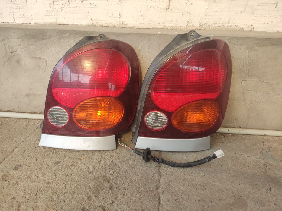 Фонарь Toyota spacio