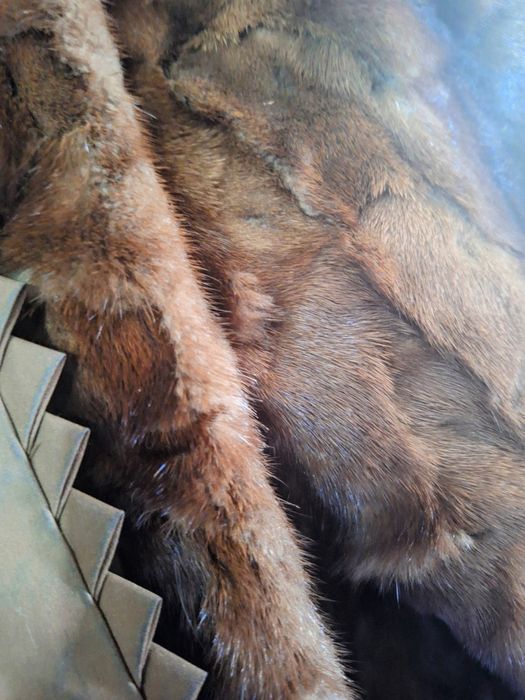 Норковая шуба с капюшоном