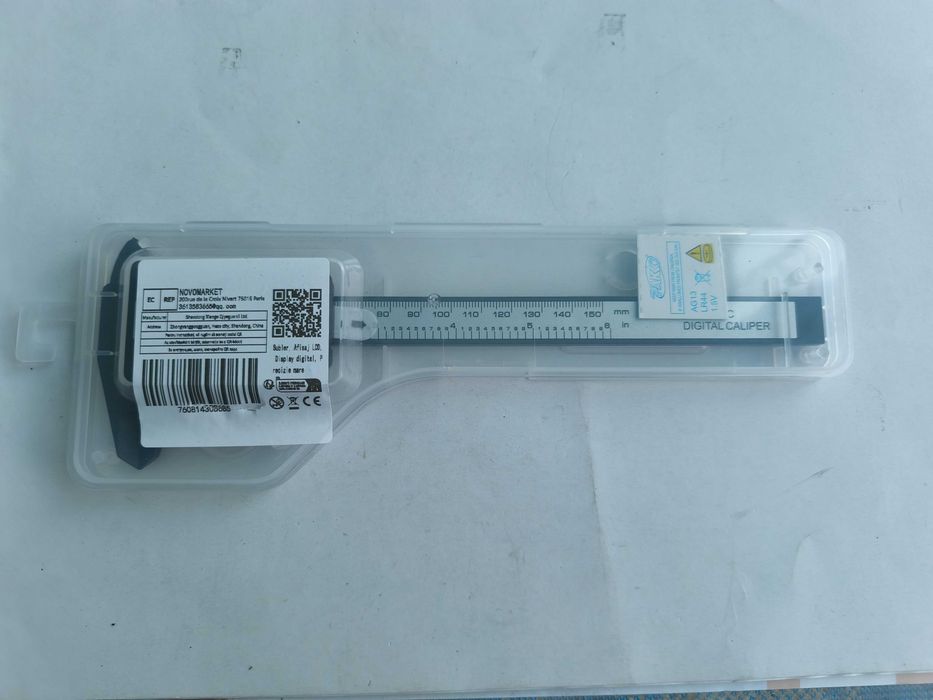 Subler cu display digital 150 mm