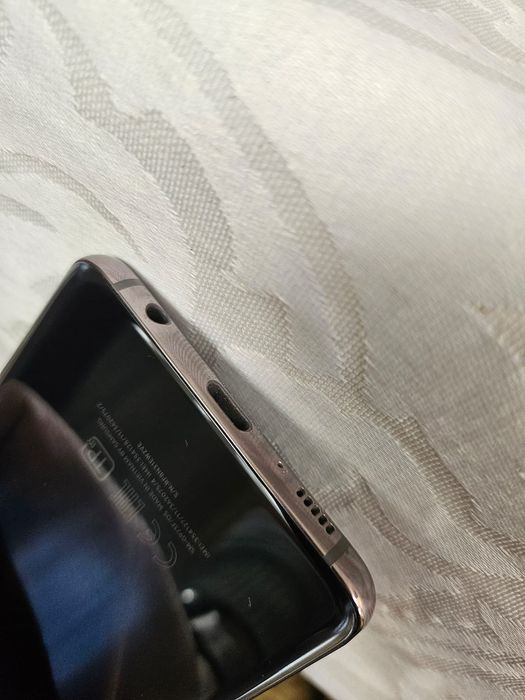 Продам Samsung s10 128 гб