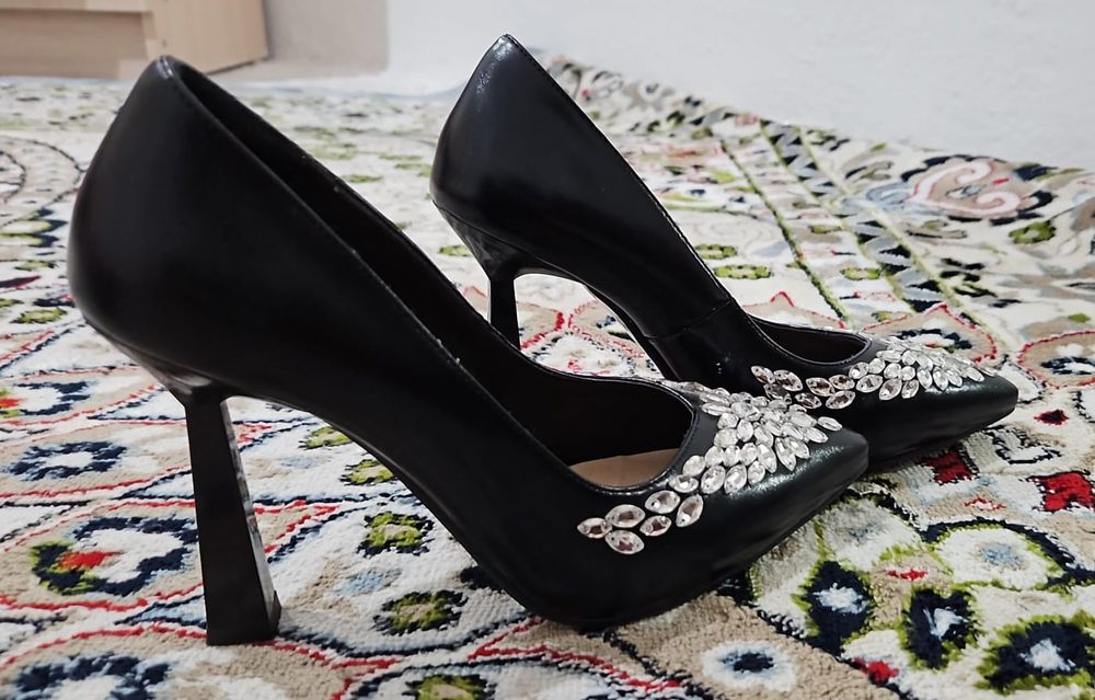 Туфли сатылады сатылады 37размер