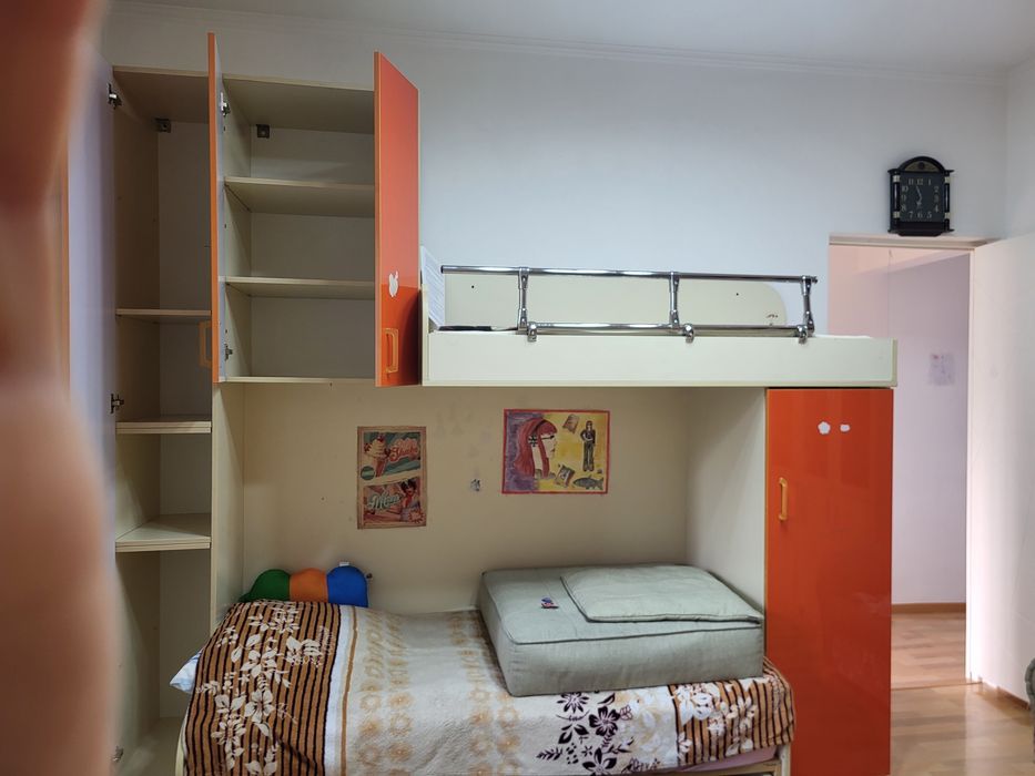 Детские кровати, шкафы, гарнитур детский