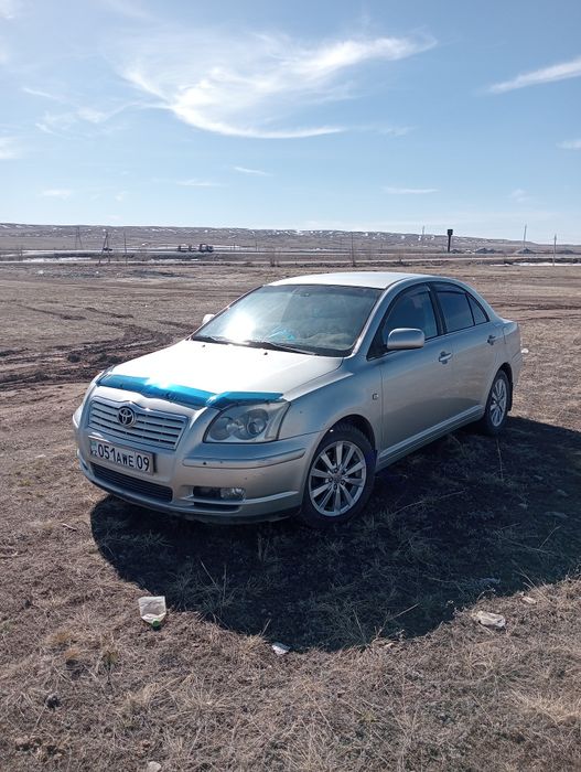 Продаю Тоуота авенсис 2003