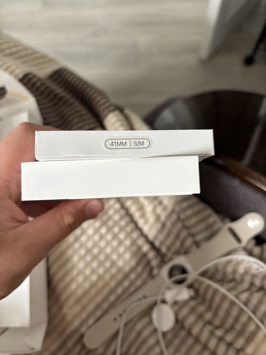 Продам apple watch SE 41 mm