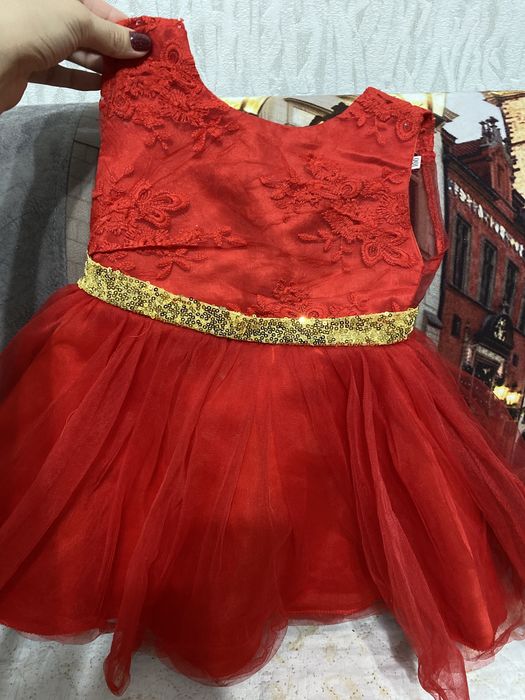 Продам детское платье