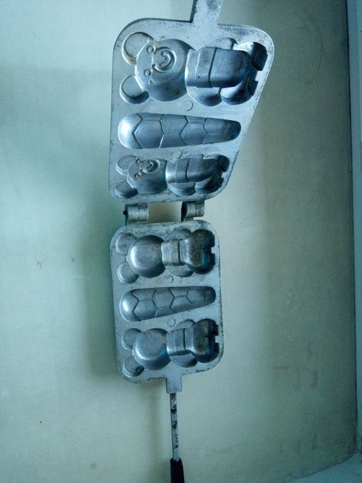 Форма чугунная вафельница