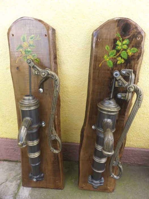 Cismea /Fantana Arteziana Pompa