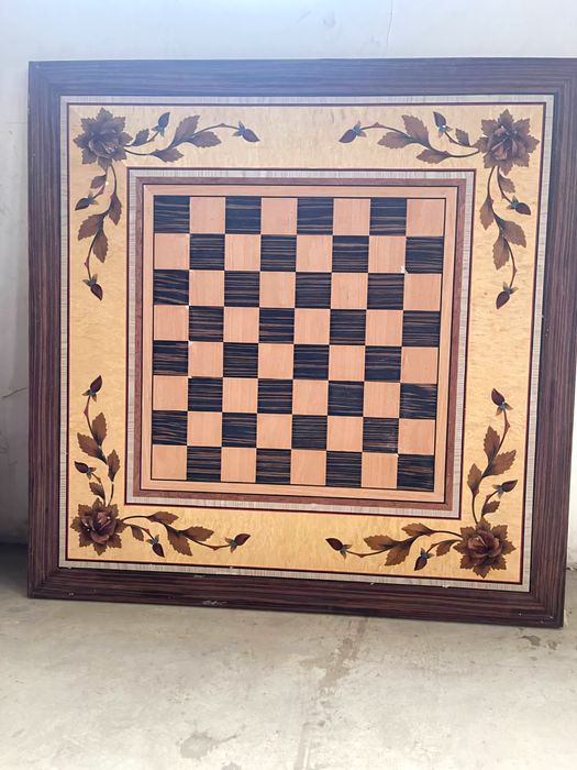 Шахматный стол ручной работы