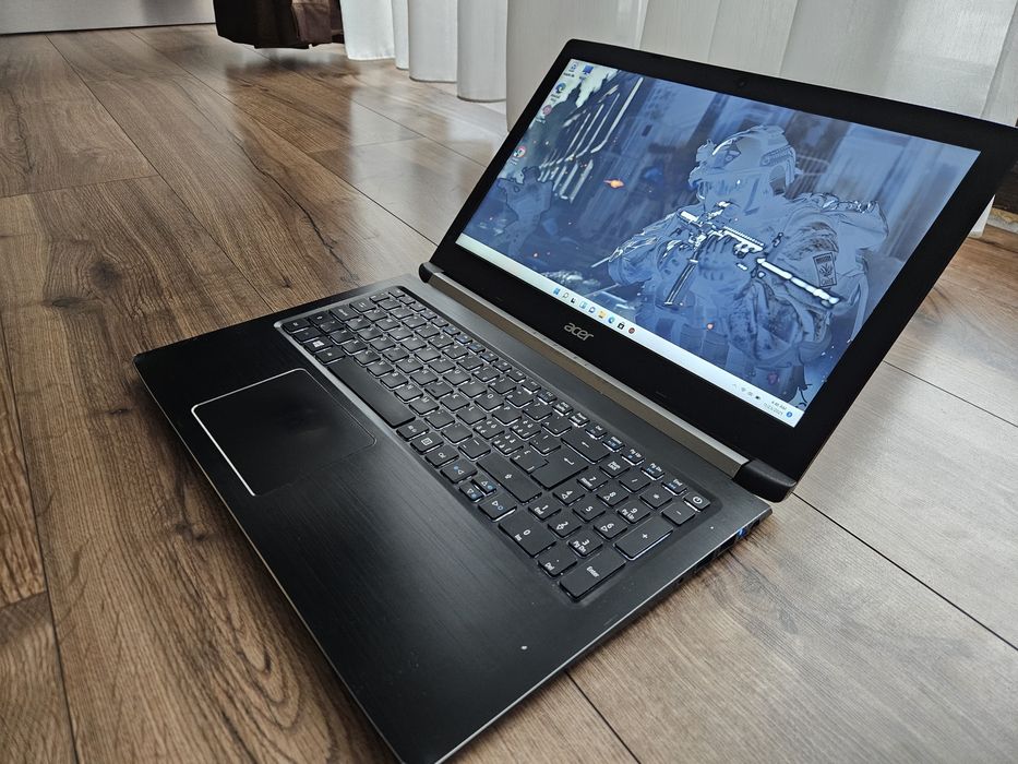 Laptop Acer Intel i5 gen 8, SSD256 GB Nvme, 8GB DDR4, taste iluminate