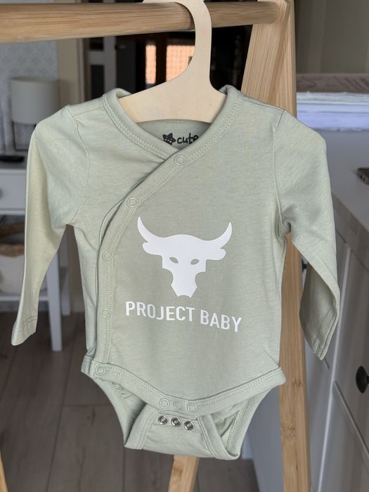 Боди с надпис “Ще ставаш татко/баба/дядо/!”за съобщаване на бременност