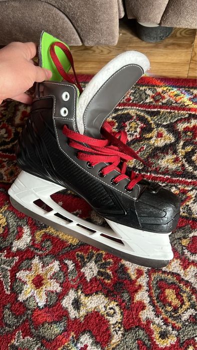 Хоккейные коньки Bauer XLS