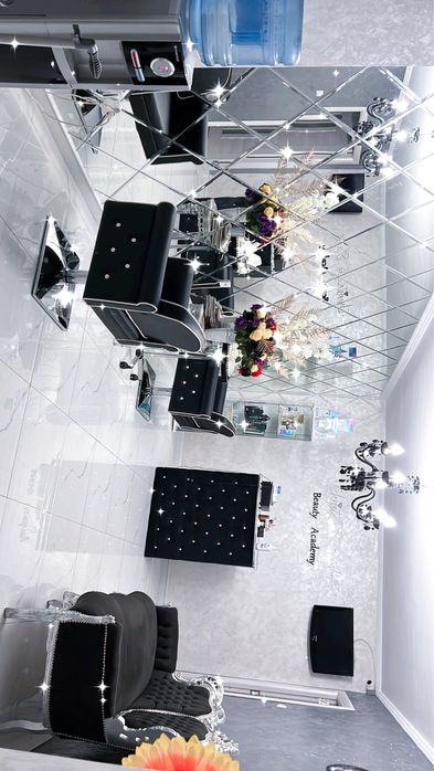 Salon de lux /inchiriere posturi Valcea